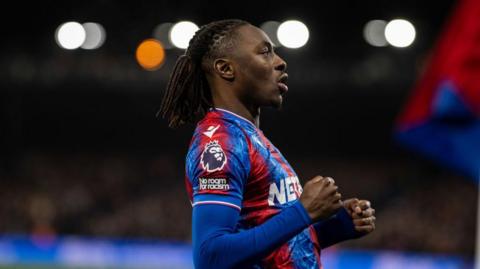Eberechi Eze of Crystal Palace celebrates