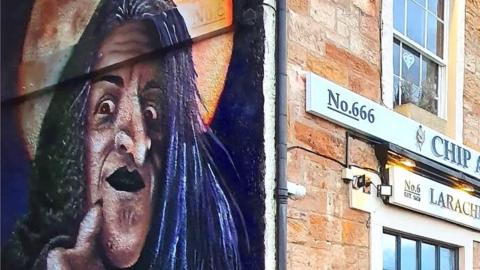 Witch mural in Pittenweem