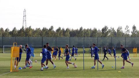 Everton's men training