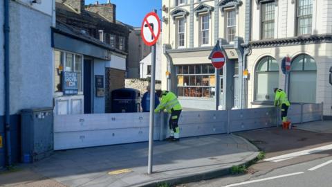 Flood barriers being put in place in Ramsey