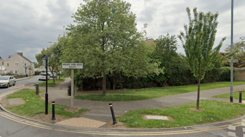 A Google Maps image of Anlaby Park Road South