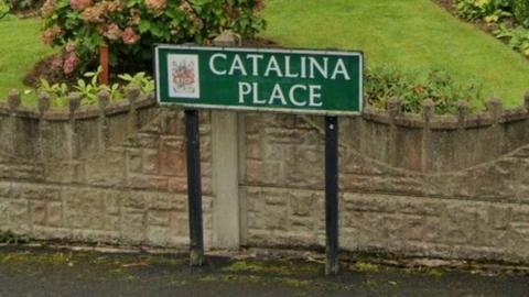 Street sign Catalina Place