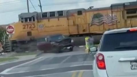 Train smashes into car in Forney, Texas