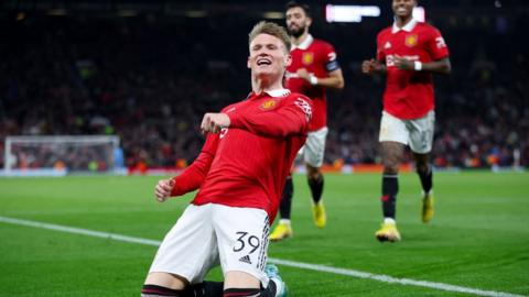 Scott McTominay celebrates