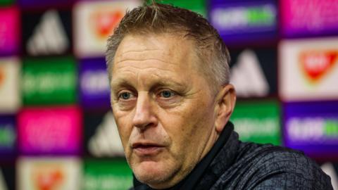 Republic of Ireland manager Heimir Hallgrimsson