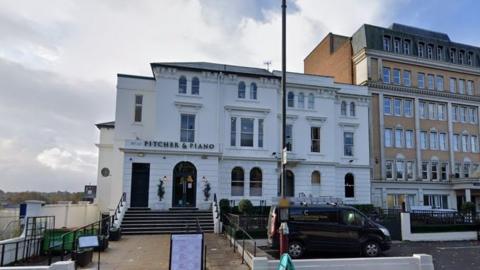 Pitcher and Piano in Tunbridge Wells