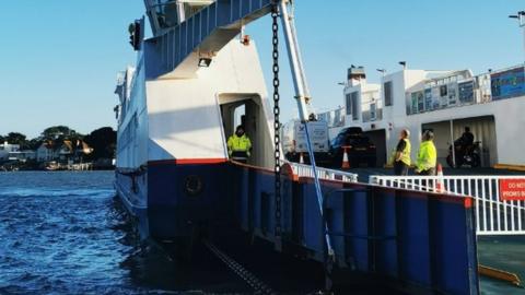 Sandbanks Ferry