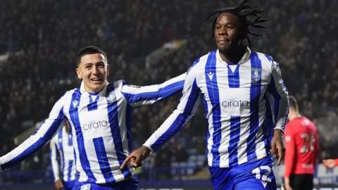 Sheff Wed celebrate