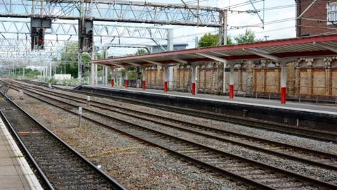 Crewe railway station, Cheshire