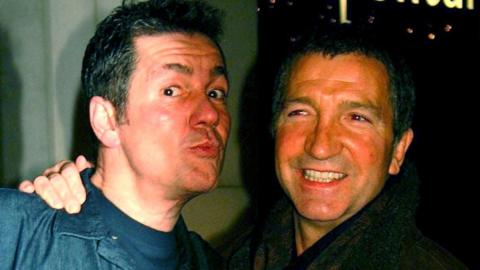 Dale Winton and Graeme Souness in 2002