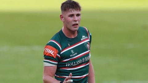 Freddie Steward in action for Leicester Tigers