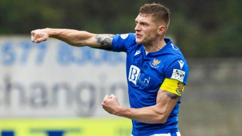 St Johnstone skipper Liam Gordon scored late in the first half