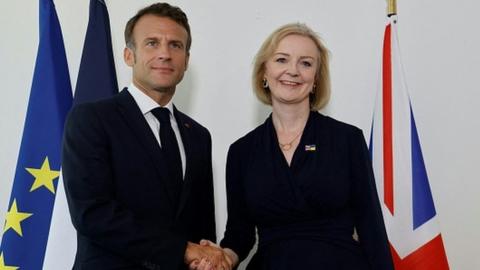 French President Emmanuel Macron holds a bilateral meeting with British Prime Minister Liz Truss