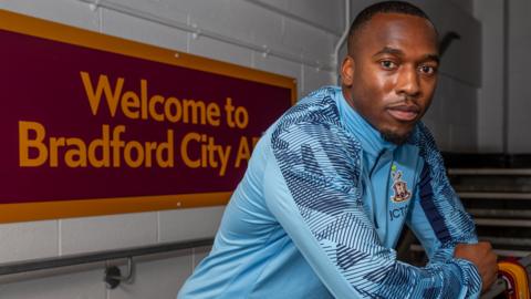 Bradford City signing Tolaji Bola