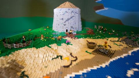 Lego broch