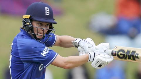 Amy Jones bats for England during first ODI against New Zealand in Wellington