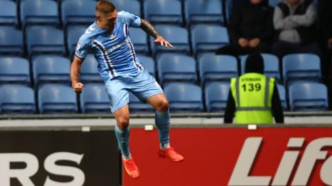 Martyn Waghorn celebrates scoring from the penalty spot