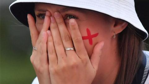 A stressed England fan