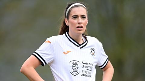 Katy Hosford in action for Swansea