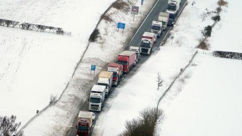 Cars and lorries stuck on A1 between Morpeth and Alnwick