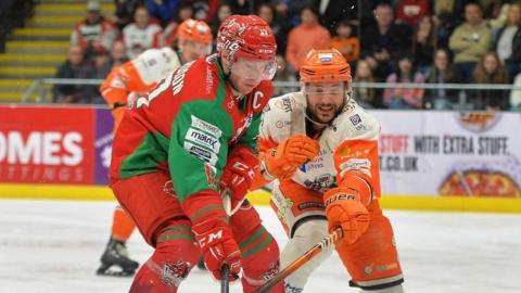 Mark Richardson of Cardiff Devils against Sheffield Steelers