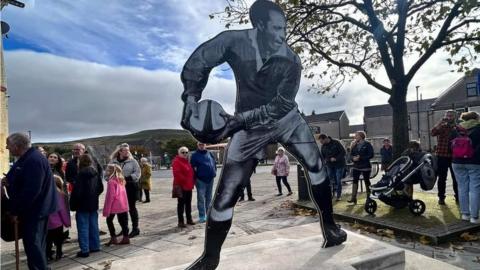 The statue of Roy Francis was unveiled in his home town of Brynmawr