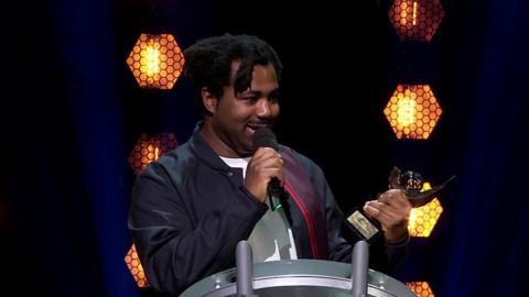 Soul singer Sampha has been awarded the 2017 Hyundai Mercury Prize for his debut album, Process.