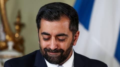 SNP leader Humza Yousaf resigns