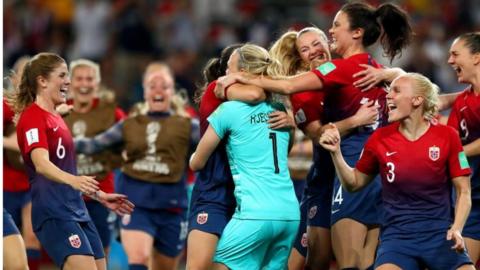 Norway's players celebrate beating Australia at the Women's World Cup