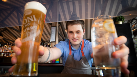 barman serving