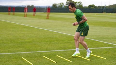 Scott Brown training