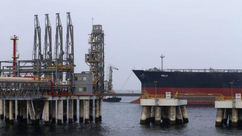 Image shows the dock for supertankers at the oil terminal of the emirate of Fujairah in the UAE