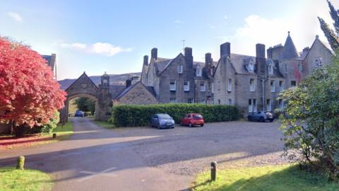 Glengarry Castle Hotel