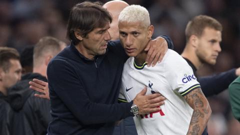 Antonio Conte and Richarlison