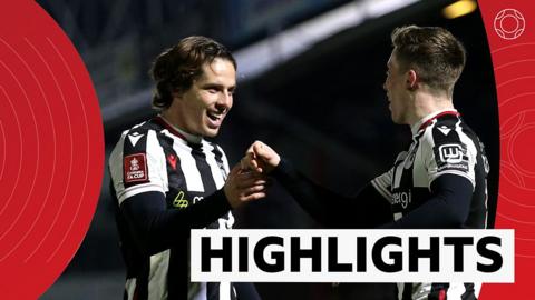 Grimsby Town 3-0 Luton Town highlights