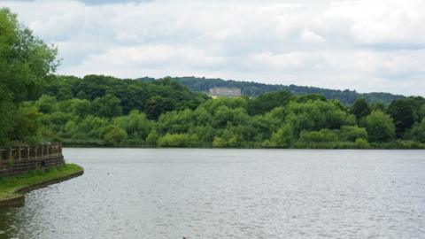 Worsbrough Reservoir