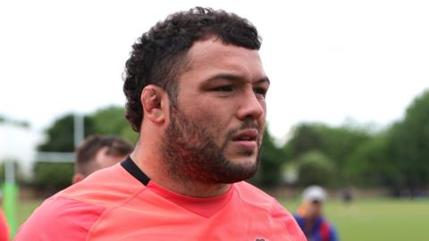 Ellis Genge