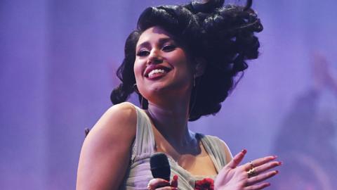 RAYE performs live