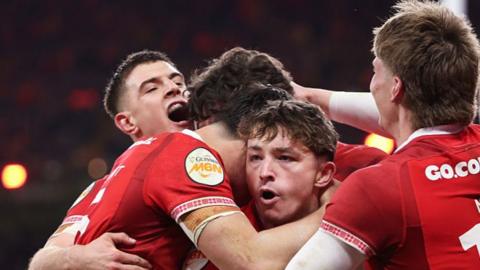 Dan Edwards celebrates his try