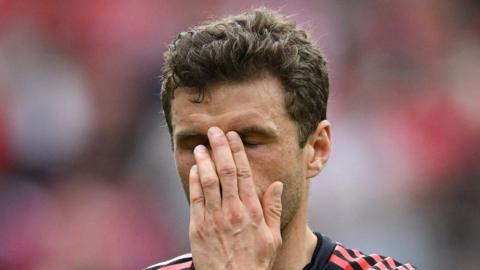 Thomas Muller reacts after Bayern concede