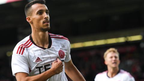 Aberdeen's Bojan Miovski celebrates