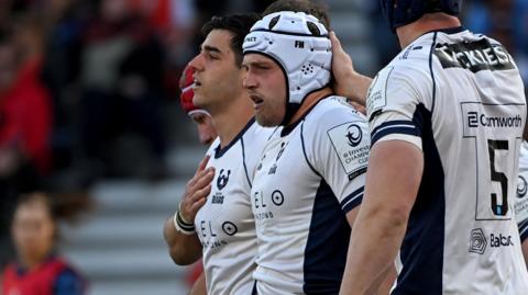 Bristol celebrate a try