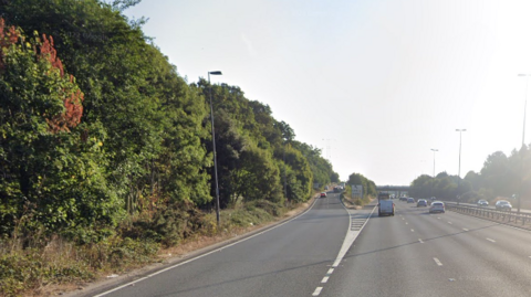 A Google Streetview of the southbound Cobham exit on the A3