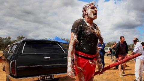 An Aboriginal elder prepares to welcome the return of the remains of Mungo Man