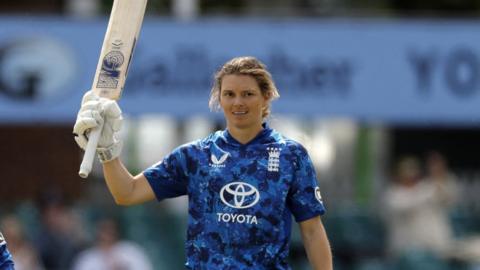 Amy Jones