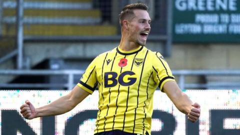 Billy Bodin celebrating while playing for Oxford United