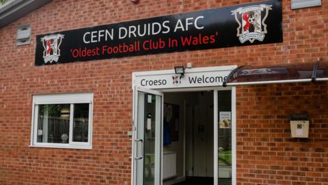 Cefn Druids FC