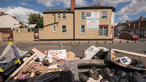 Rubbish in Alum Rock, Birmingham