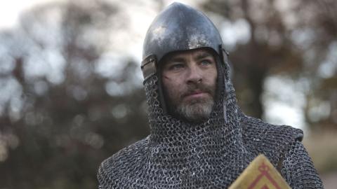 Chris Pine plays Robert the Bruce in new Netflix film Outlaw King