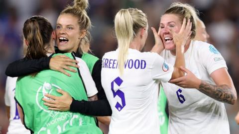 England women players celebrate